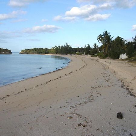 Sir Charles Guest House Palmetto Point Buitenkant foto