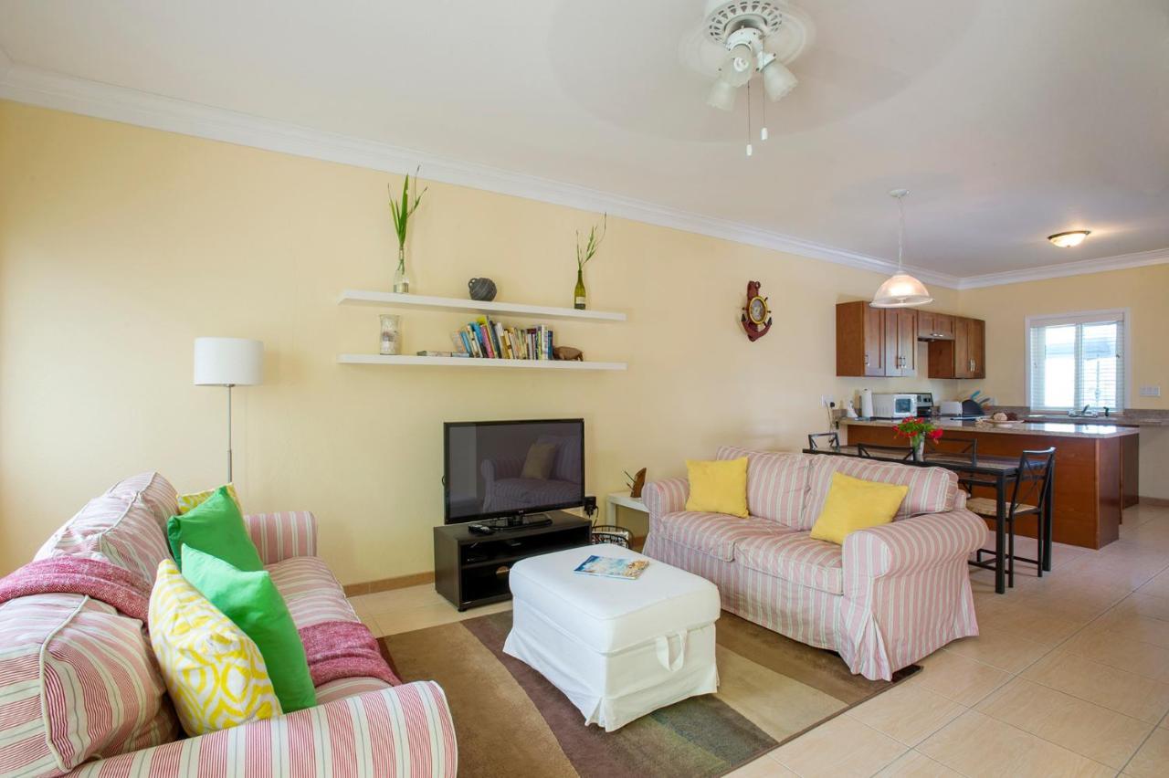 Sir Charles Guest House Palmetto Point Buitenkant foto