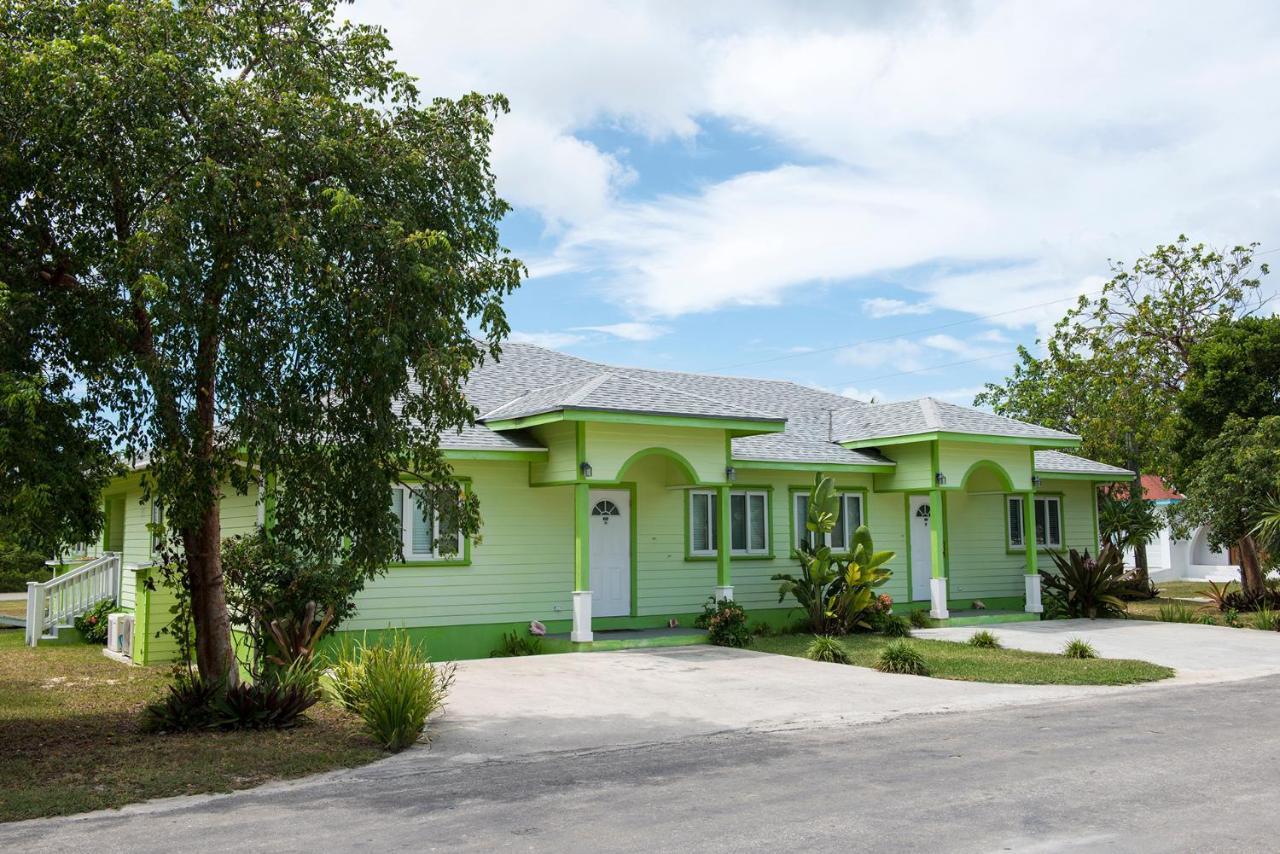 Sir Charles Guest House Palmetto Point Buitenkant foto