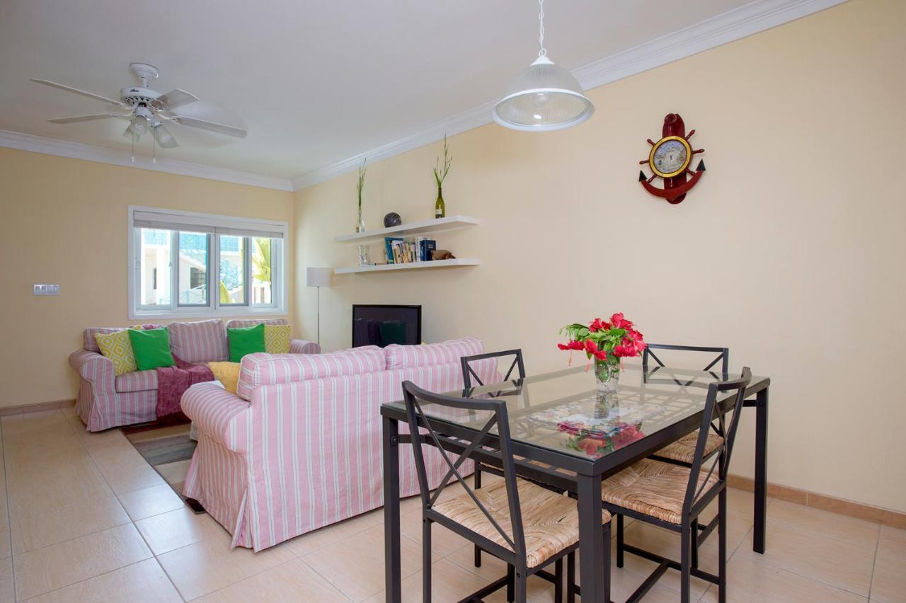 Sir Charles Guest House Palmetto Point Buitenkant foto