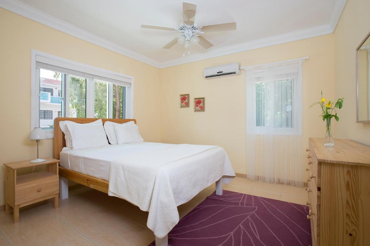 Sir Charles Guest House Palmetto Point Buitenkant foto
