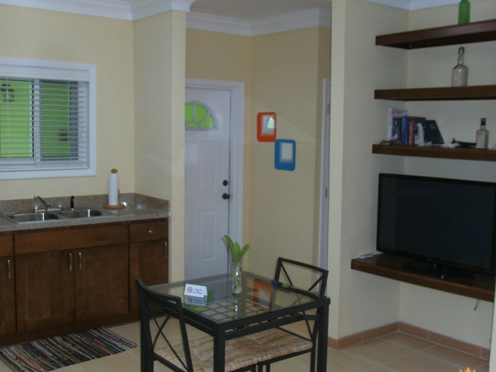 Sir Charles Guest House Palmetto Point Buitenkant foto